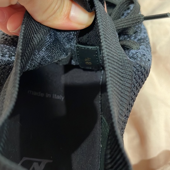 LV black men’s sneakers - Picture 4 of 6